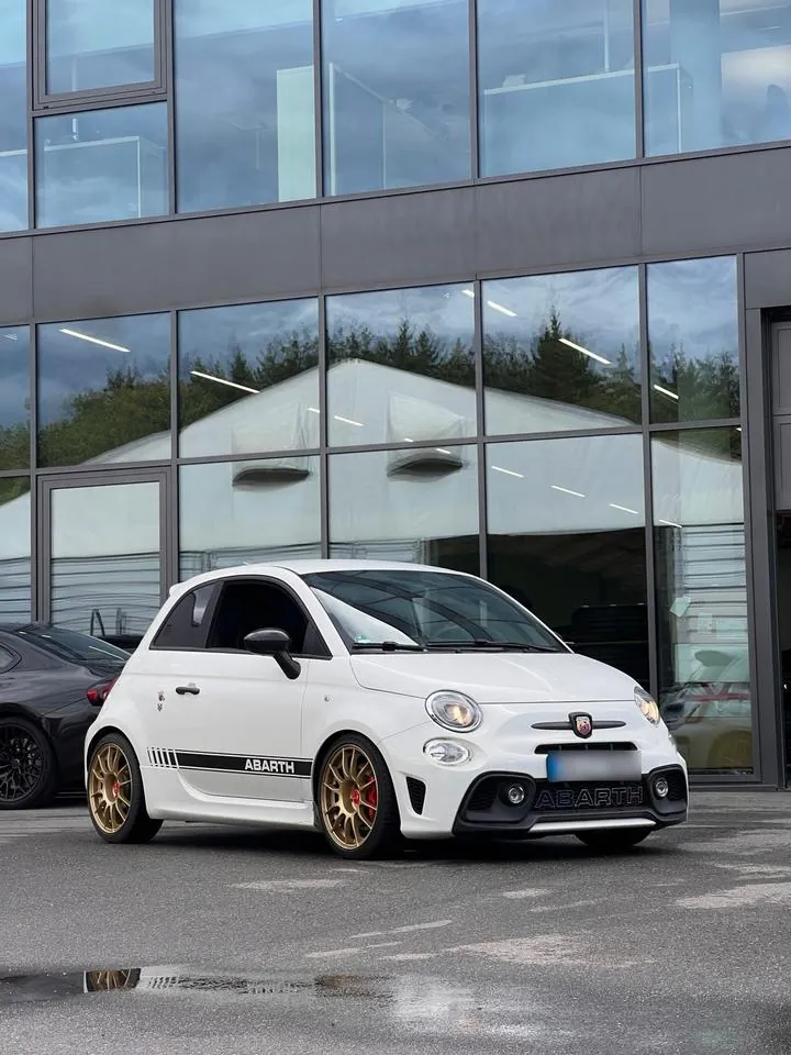 Abarth 595 Competizione