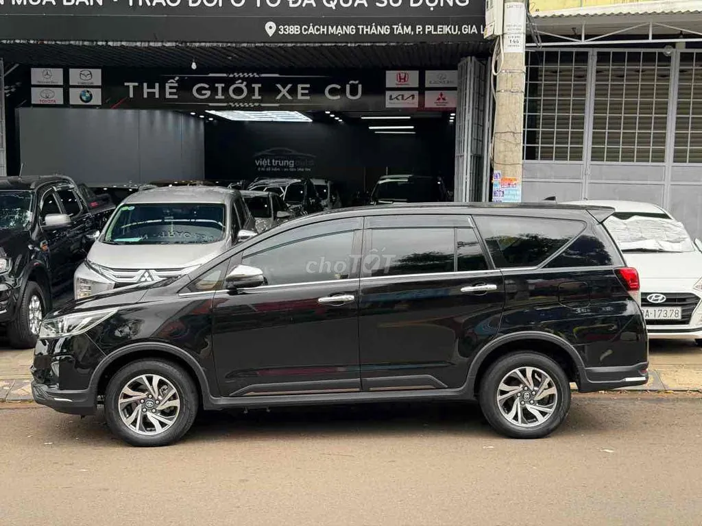 Toyota Innova 2021 photo 3