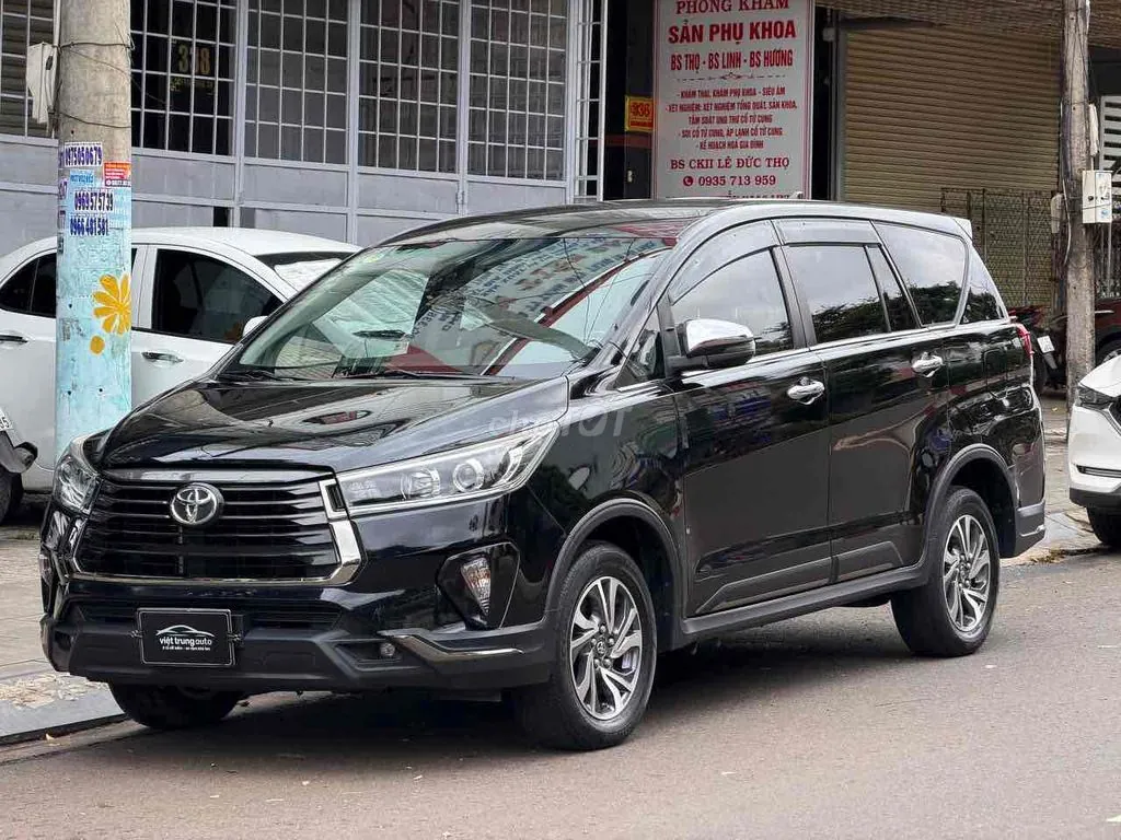 Toyota Innova 2021 photo 2