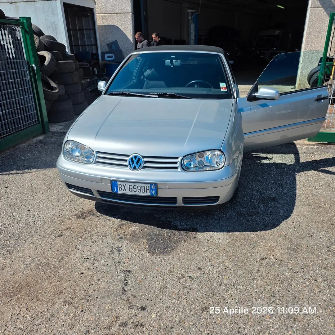 Volkswagen Golf 2001 photo 2