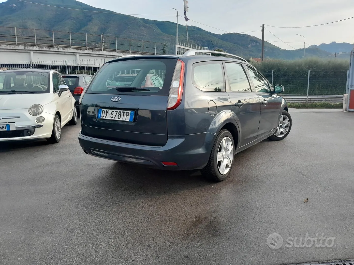 Ford Focus 2009 photo 4