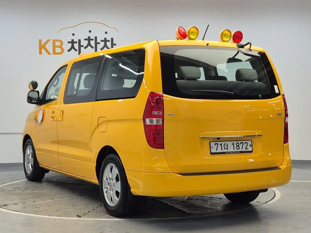 Hyundai Grand Starex 2019 photo 2