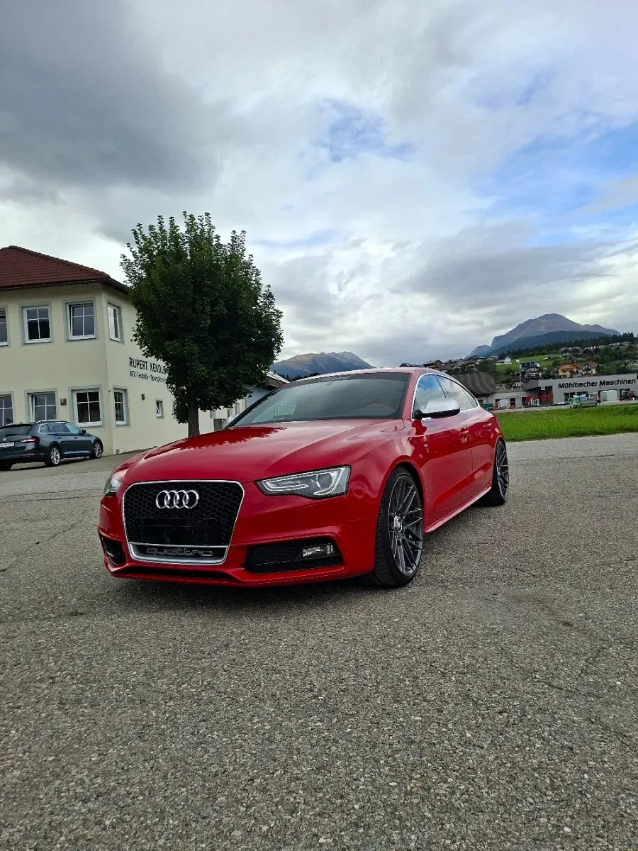 Audi A5 2014 photo 2