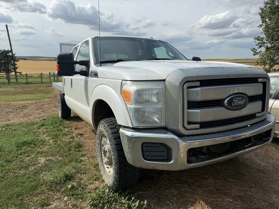 Ford F350 2012 photo 2
