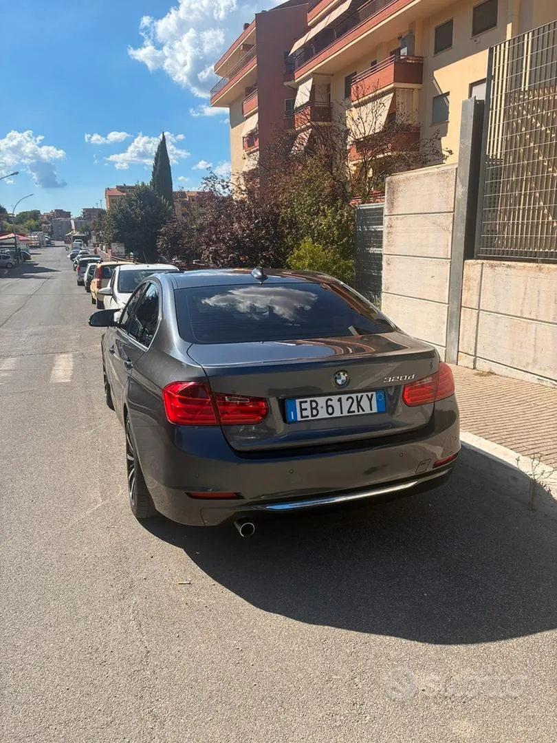 BMW 320D 2012 photo 3