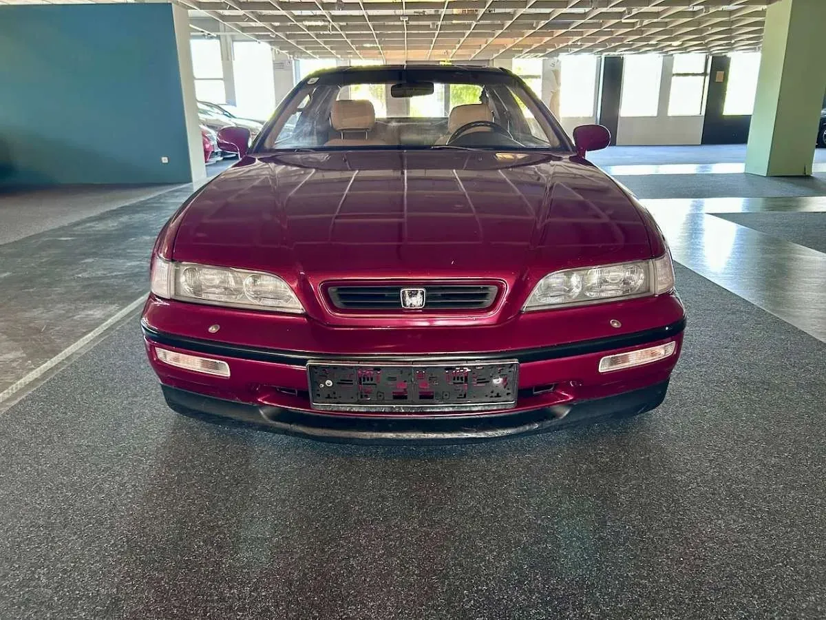 Honda Legend 1992 photo 2