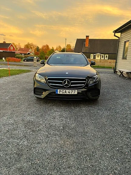 Mercedes-Benz E220 2017 photo 2