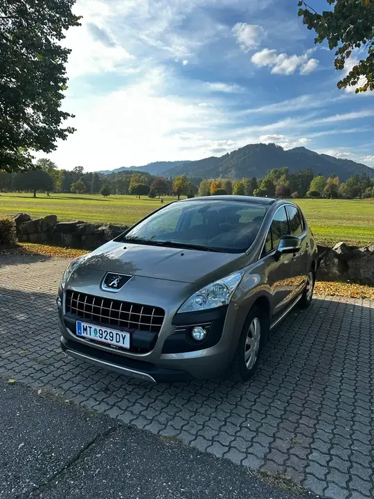 Peugeot 3008 2010 photo 2