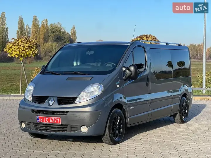 Renault Trafic 2014 photo 5