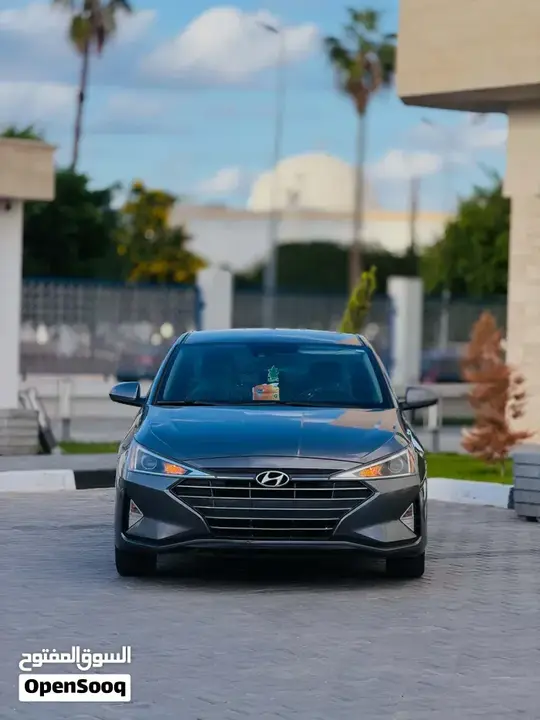 Hyundai Elantra 2020 photo 4