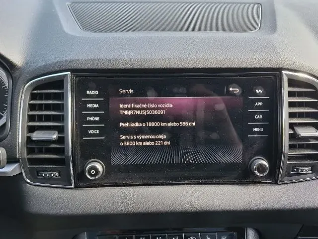Skoda Karoq 2018 photo 4