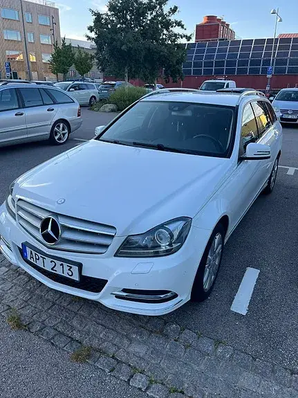 Mercedes-Benz C 220