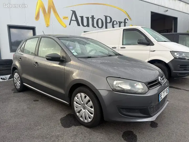 Volkswagen Polo 2010 photo 3