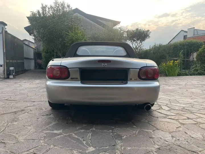 Mazda Mx-5 2003 photo 3