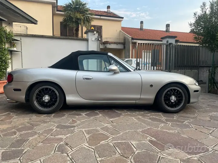 Mazda Mx-5 2003 photo 5