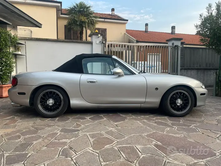 Mazda Mx-5 2003 photo 4