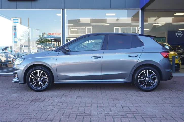 Skoda Fabia 2024 photo 2