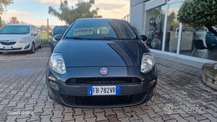 Fiat Punto 2015 photo 2