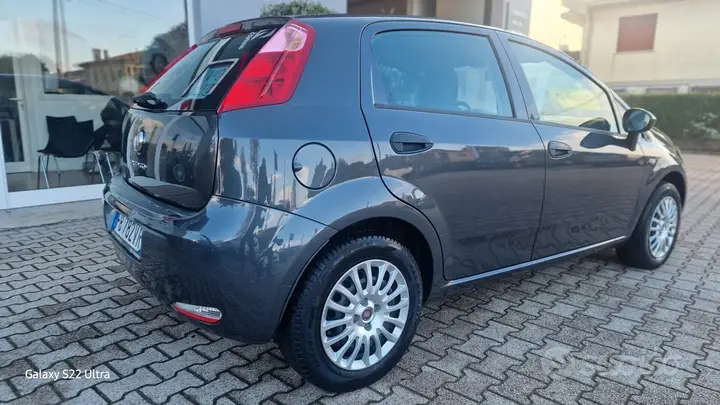 Fiat Punto 2015 photo 5