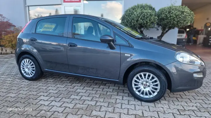 Fiat Punto 2015 photo 4