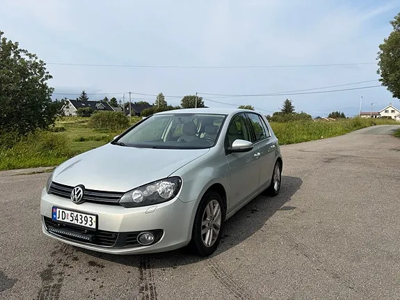 Volkswagen Golf 2010 photo 3