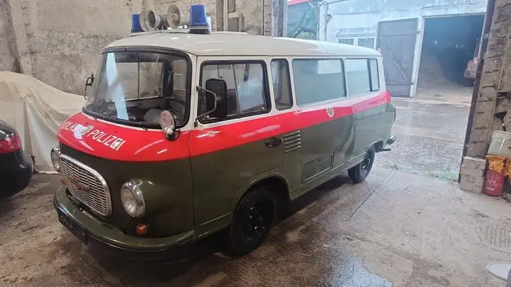 Barkas B1000