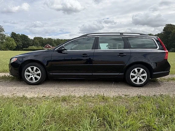 Volvo V70 2012 photo 4