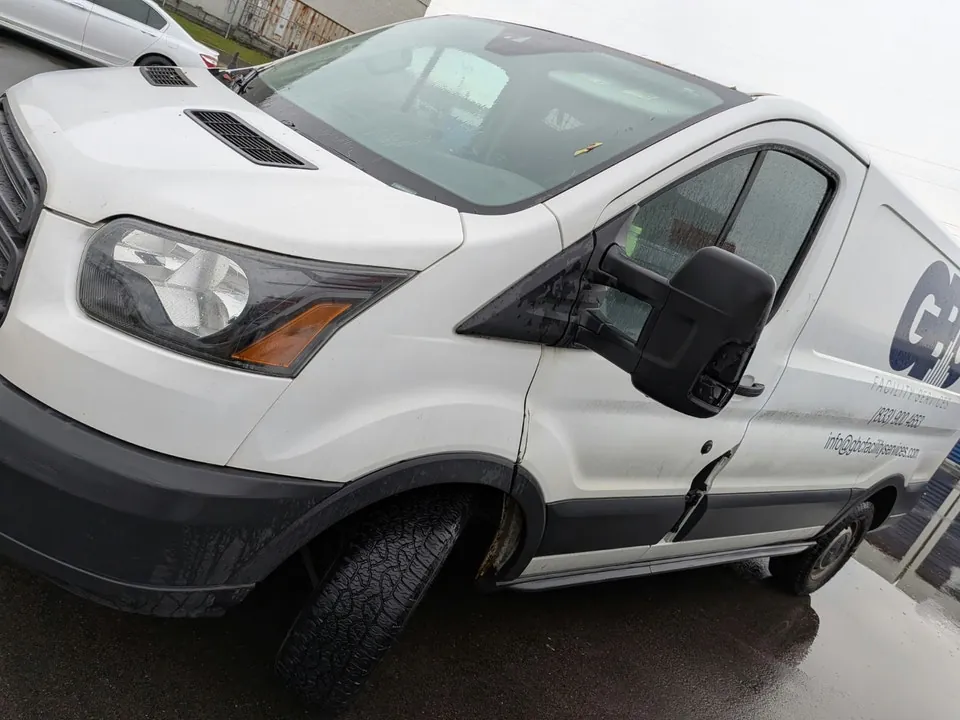 Ford Transit Cargo 2015 photo 4