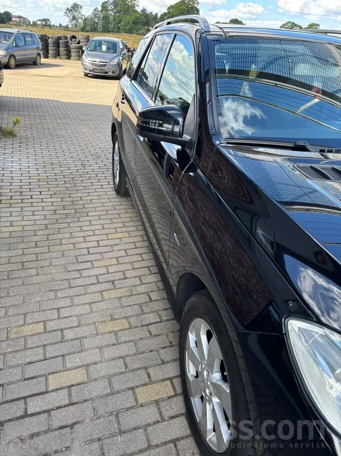 Mercedes-Benz Ml350 2012 photo 2