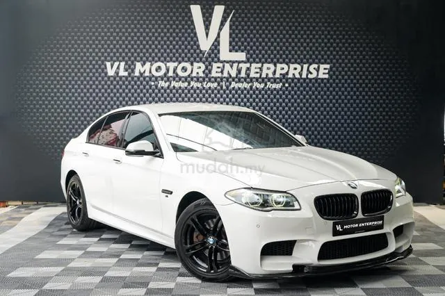BMW 520I