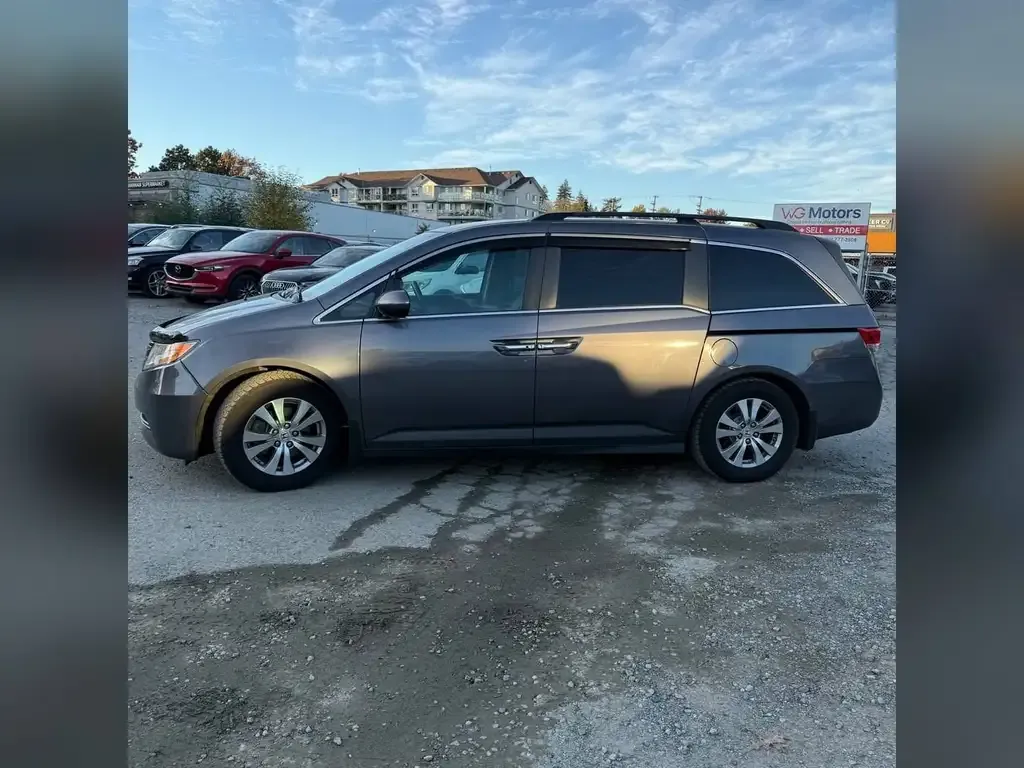 Honda Odyssey 2016 photo 4