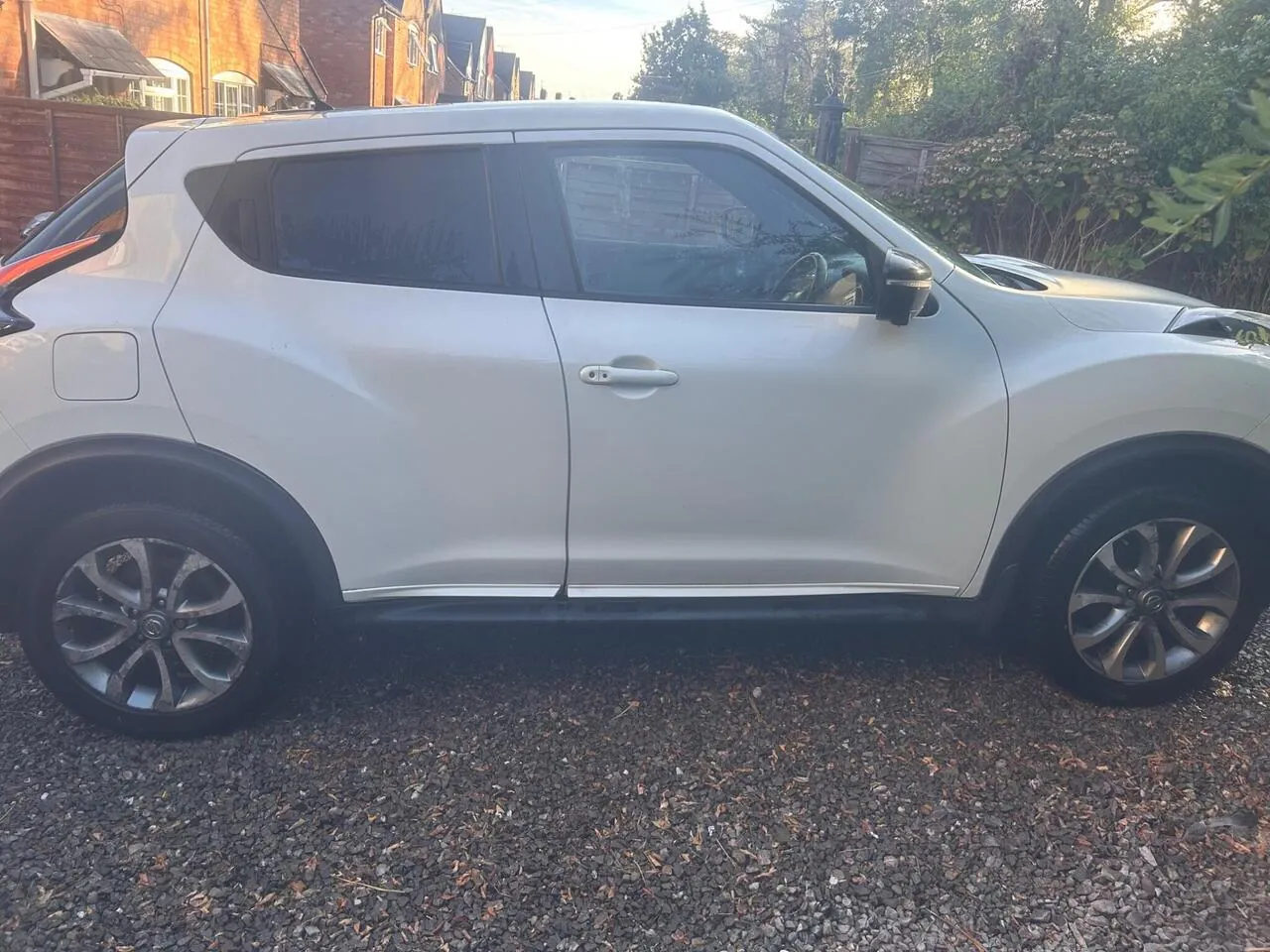 Nissan Juke 2014 photo 2