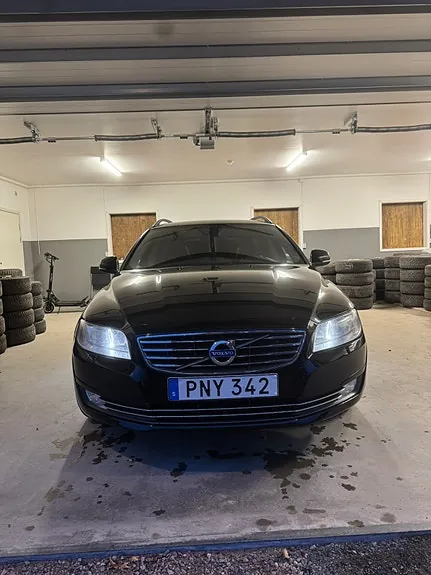 Volvo V70 2015 photo 3