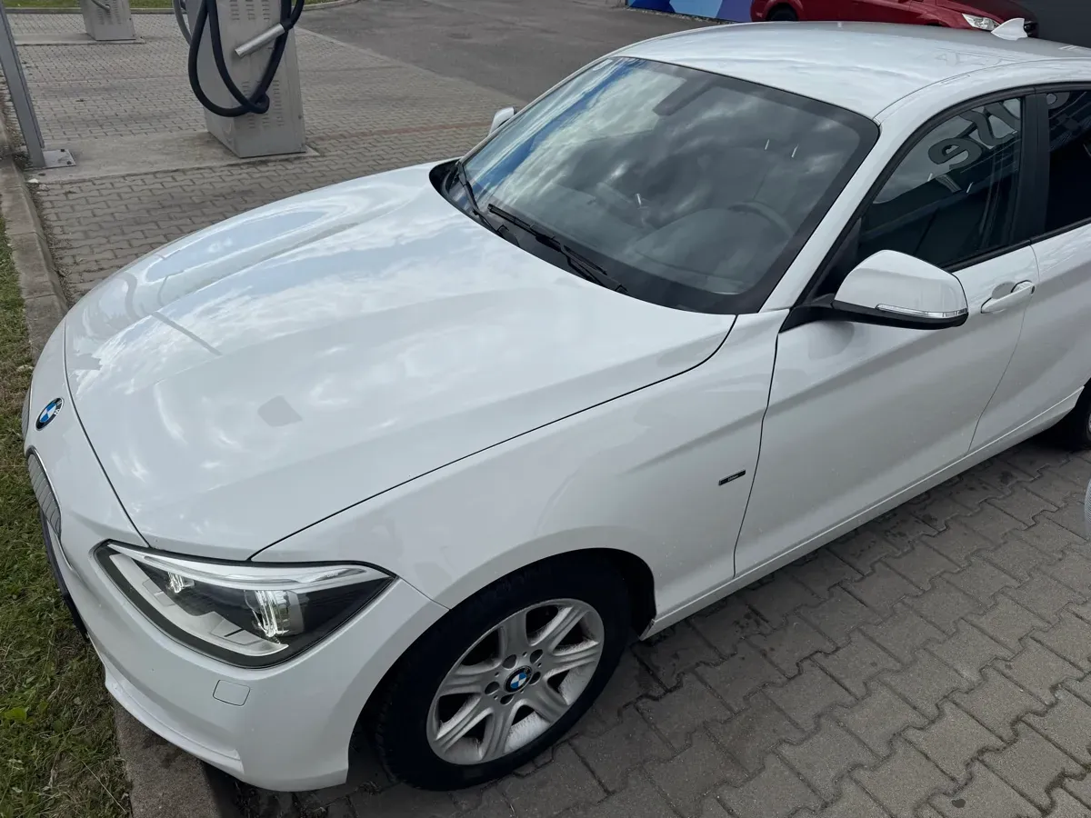 BMW 1 Series 2012 photo 3