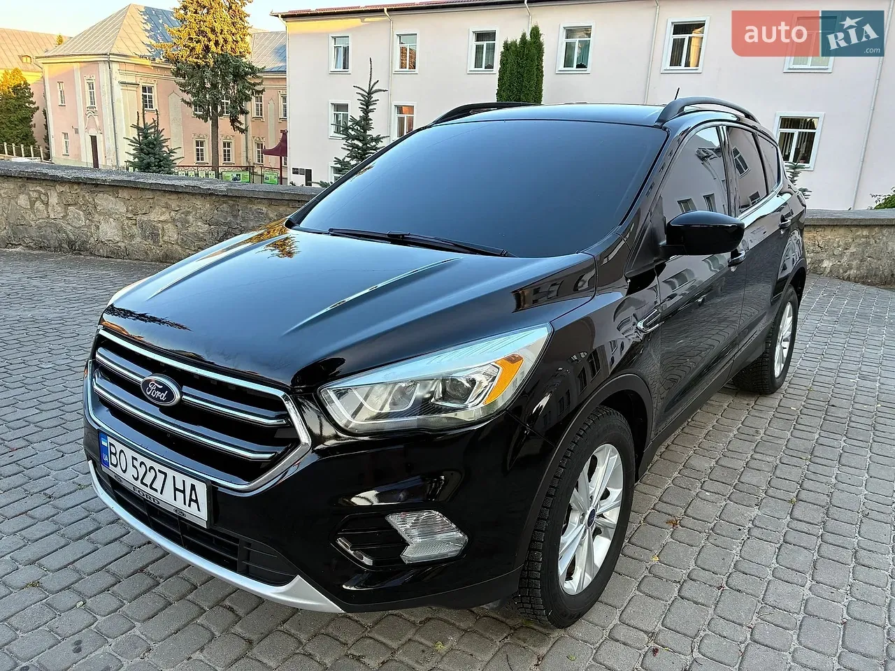Ford Escape 2017 photo 2