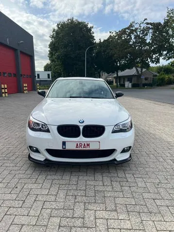 BMW 525I