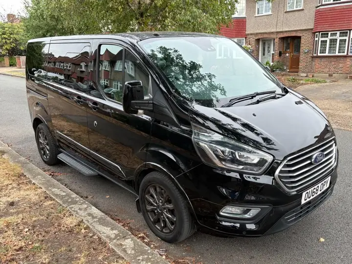 Ford Tourneo Custom 2018 photo 4