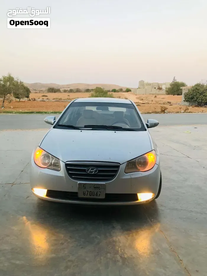 Hyundai Avante 2010 photo 5