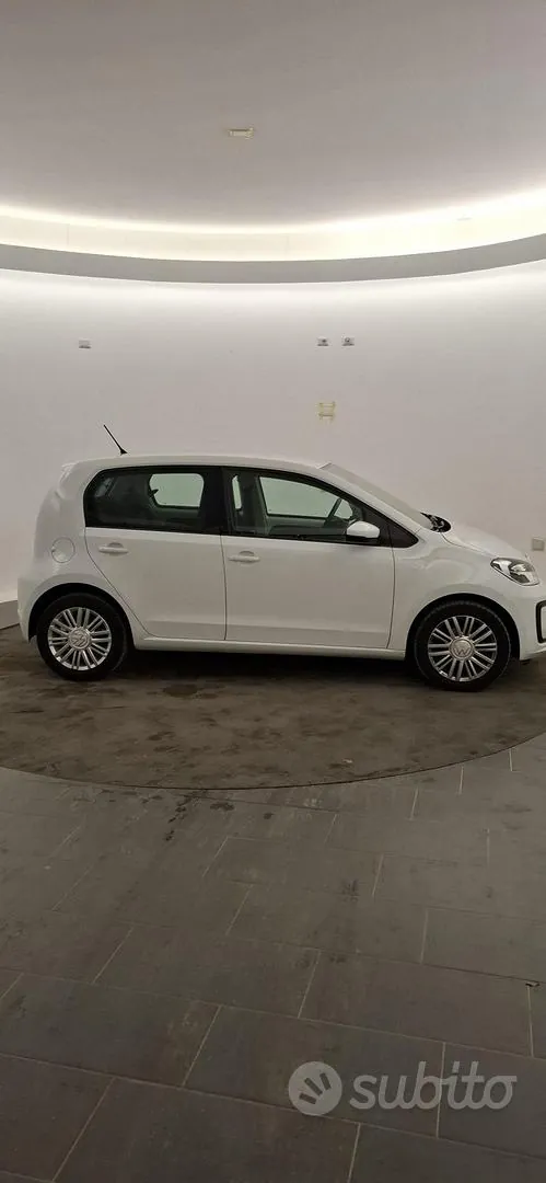 Volkswagen Up 2020 photo 2