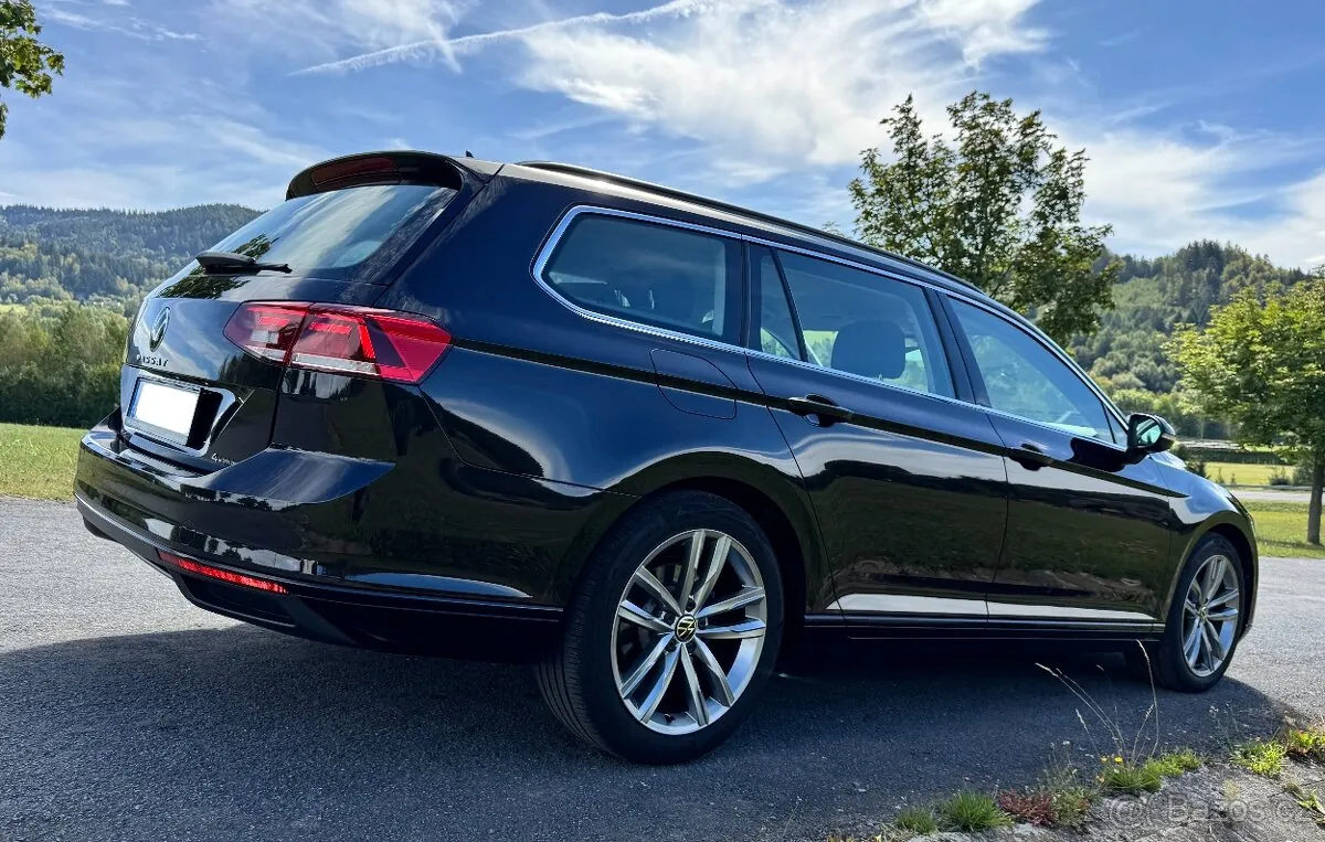 Volkswagen Passat 2022 photo 5