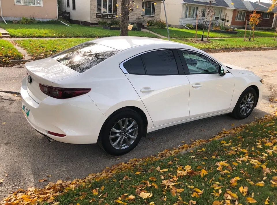 Mazda 3 2026 photo 2
