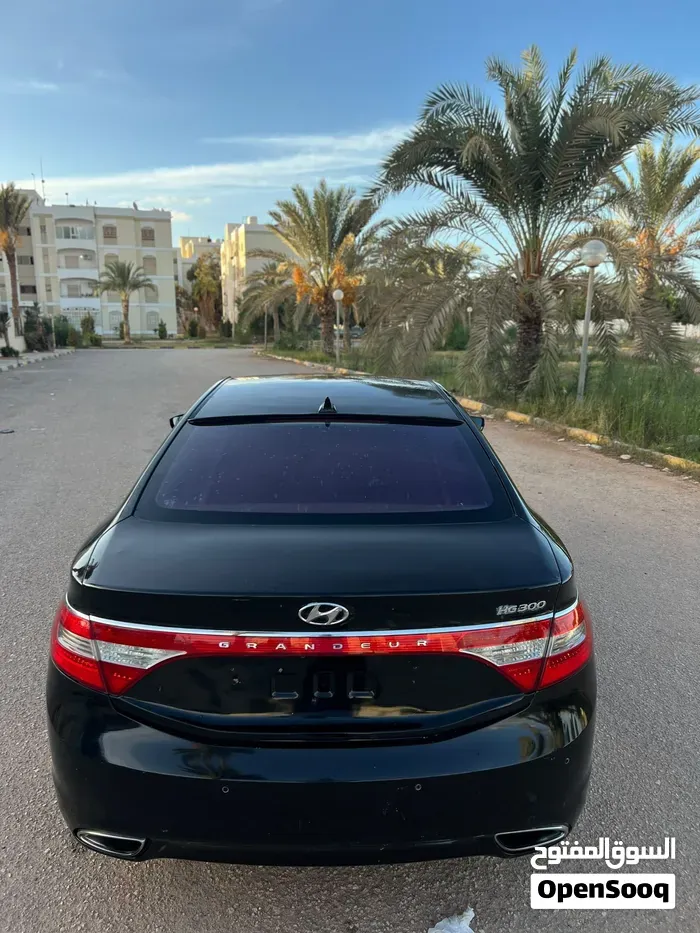 Hyundai Azera 2012 photo 2