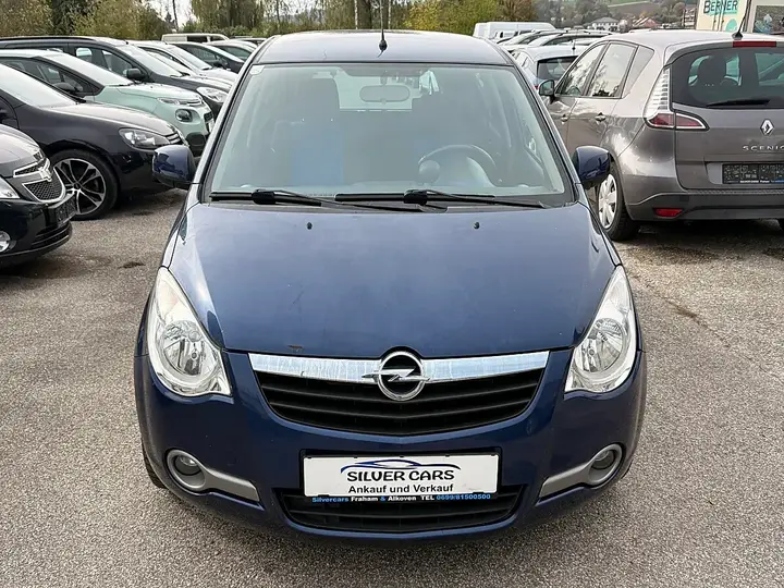 Opel Agila 2009 photo 2
