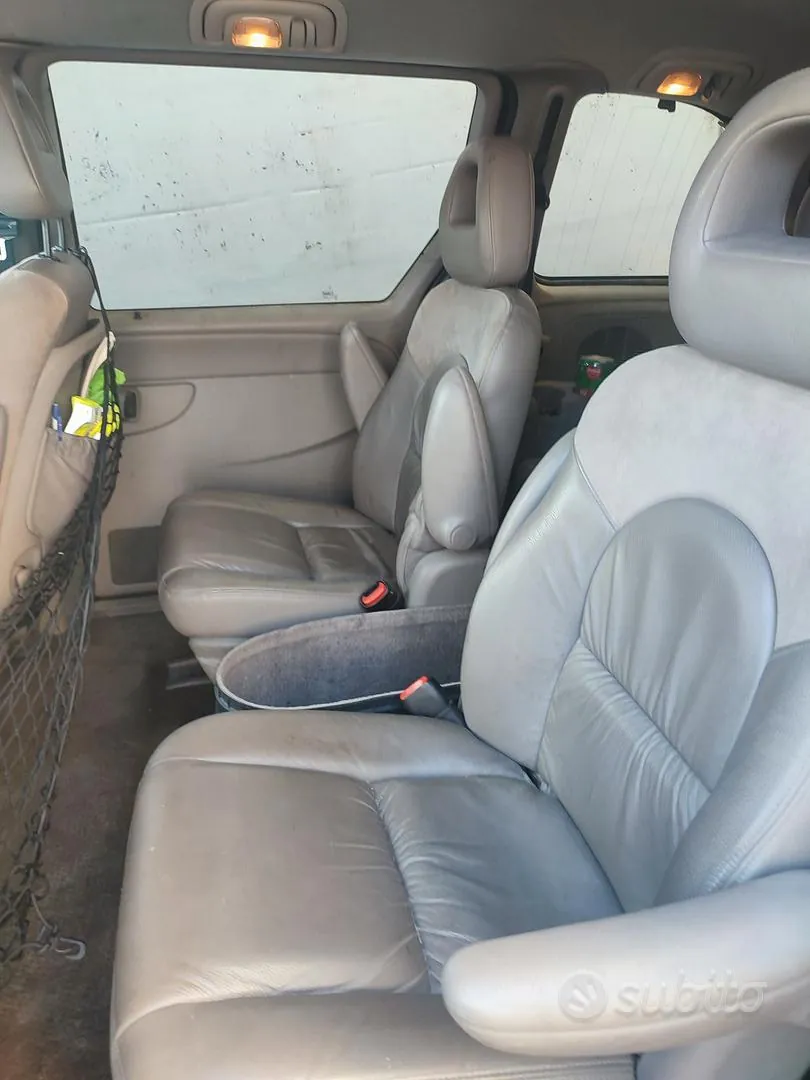 Chrysler Voyager 2001 photo 4