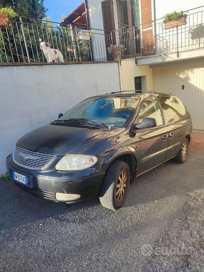 Chrysler Voyager 2001 photo 3