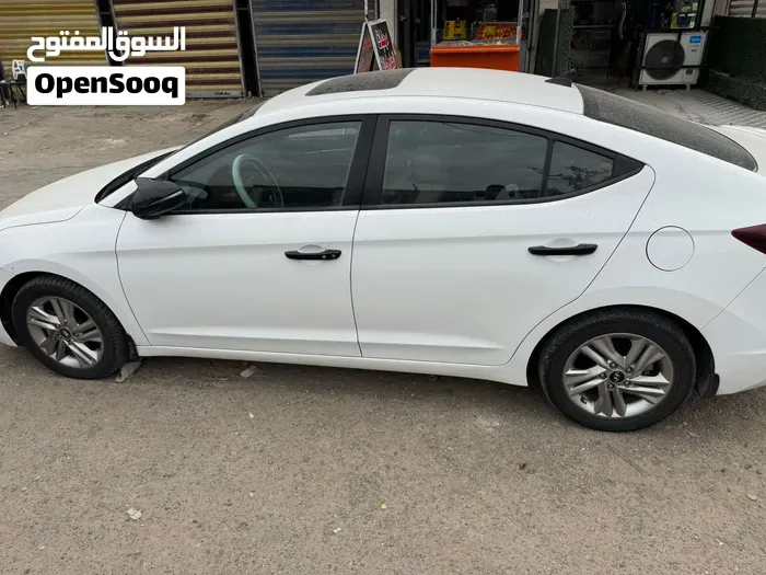 Hyundai Elantra 2020 photo 4