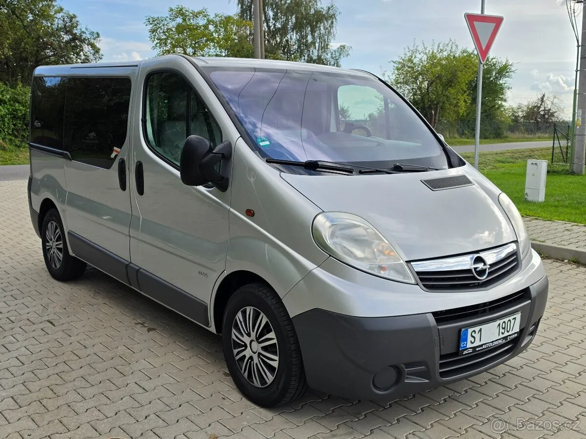 Opel Vivaro 2014 photo 5