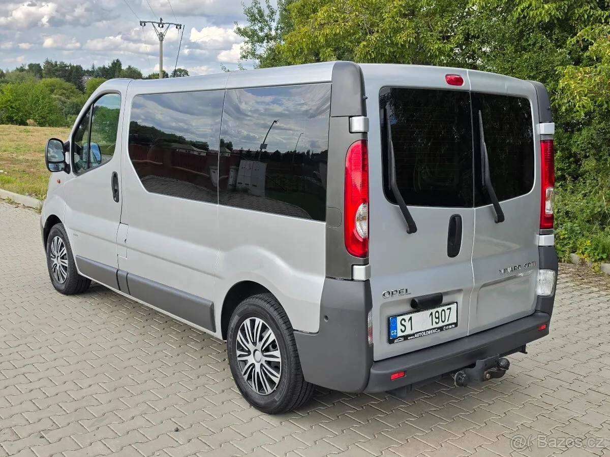 Opel Vivaro 2014 photo 3