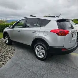 Toyota Rav4 2014 photo 3