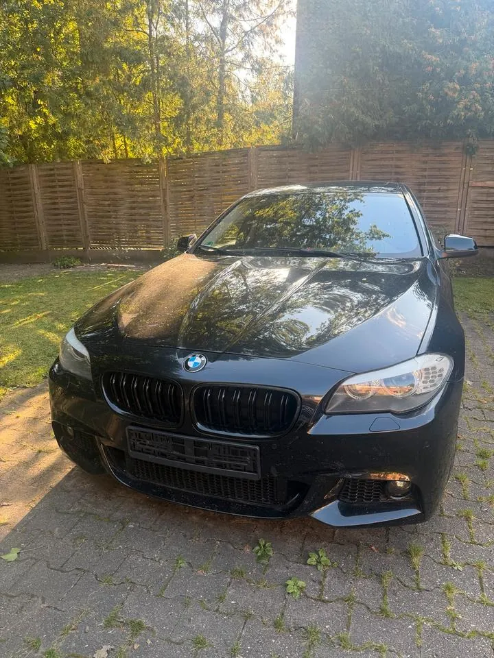 BMW 528I